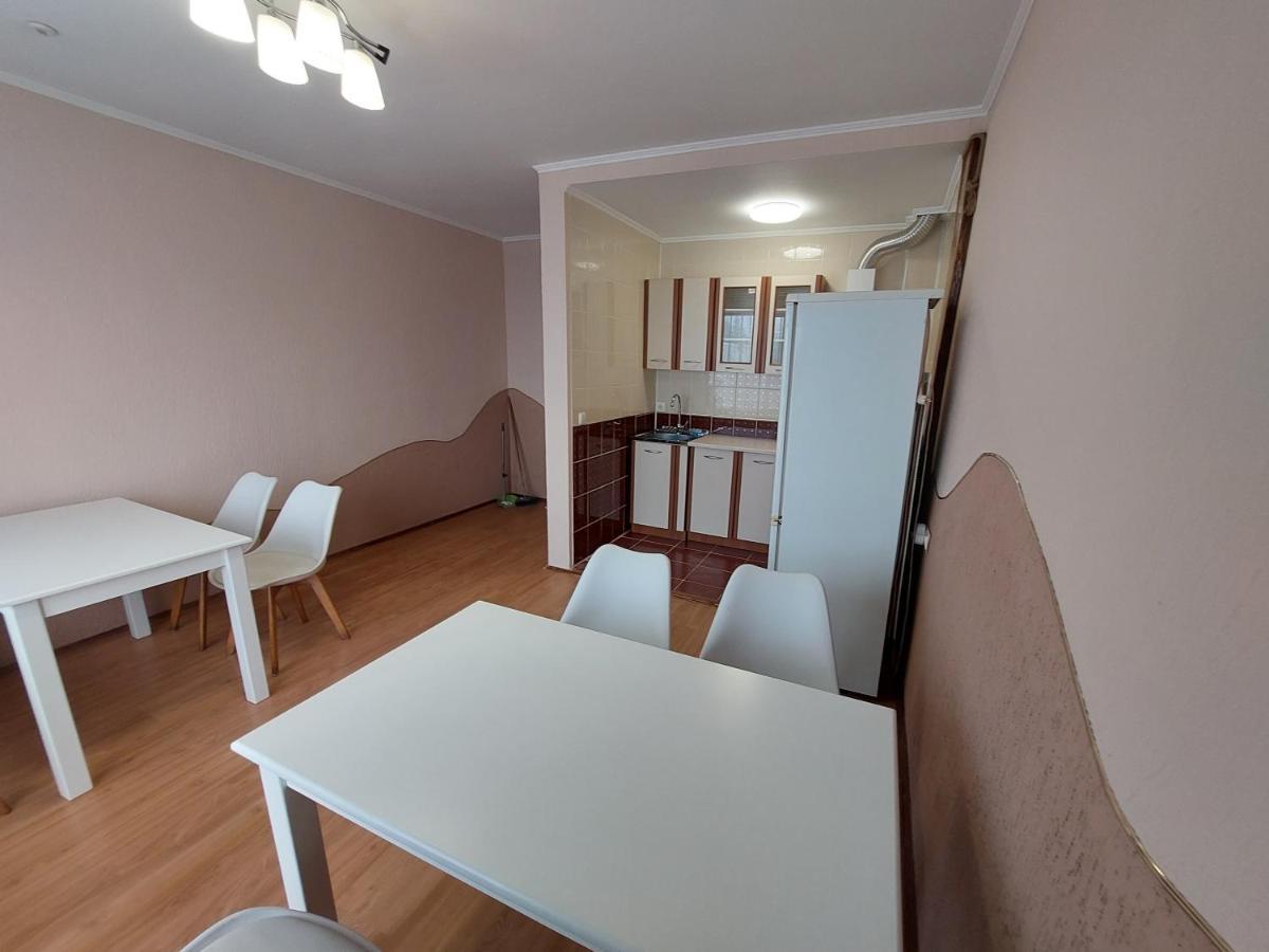 Hotel Pyate Koleso à Lazeshchyna Extérieur photo